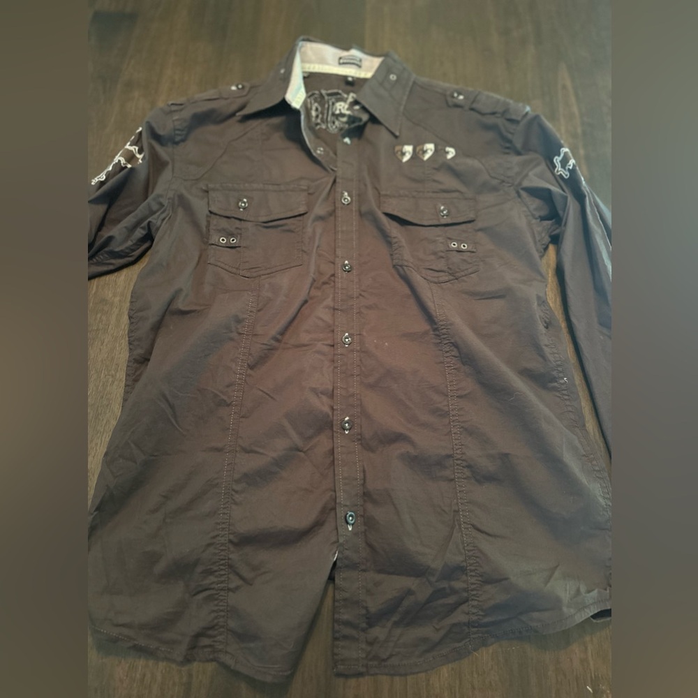 ROAR Men's Medium‎ Embroidered Button Down Shirt
